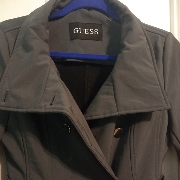 guess soft shell jacket